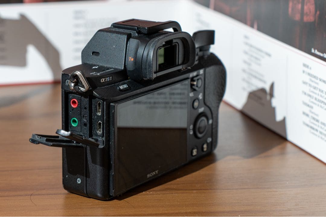 SONY α7Sii a7s2 ミラーレス一眼 本体 バッテリー2個付き