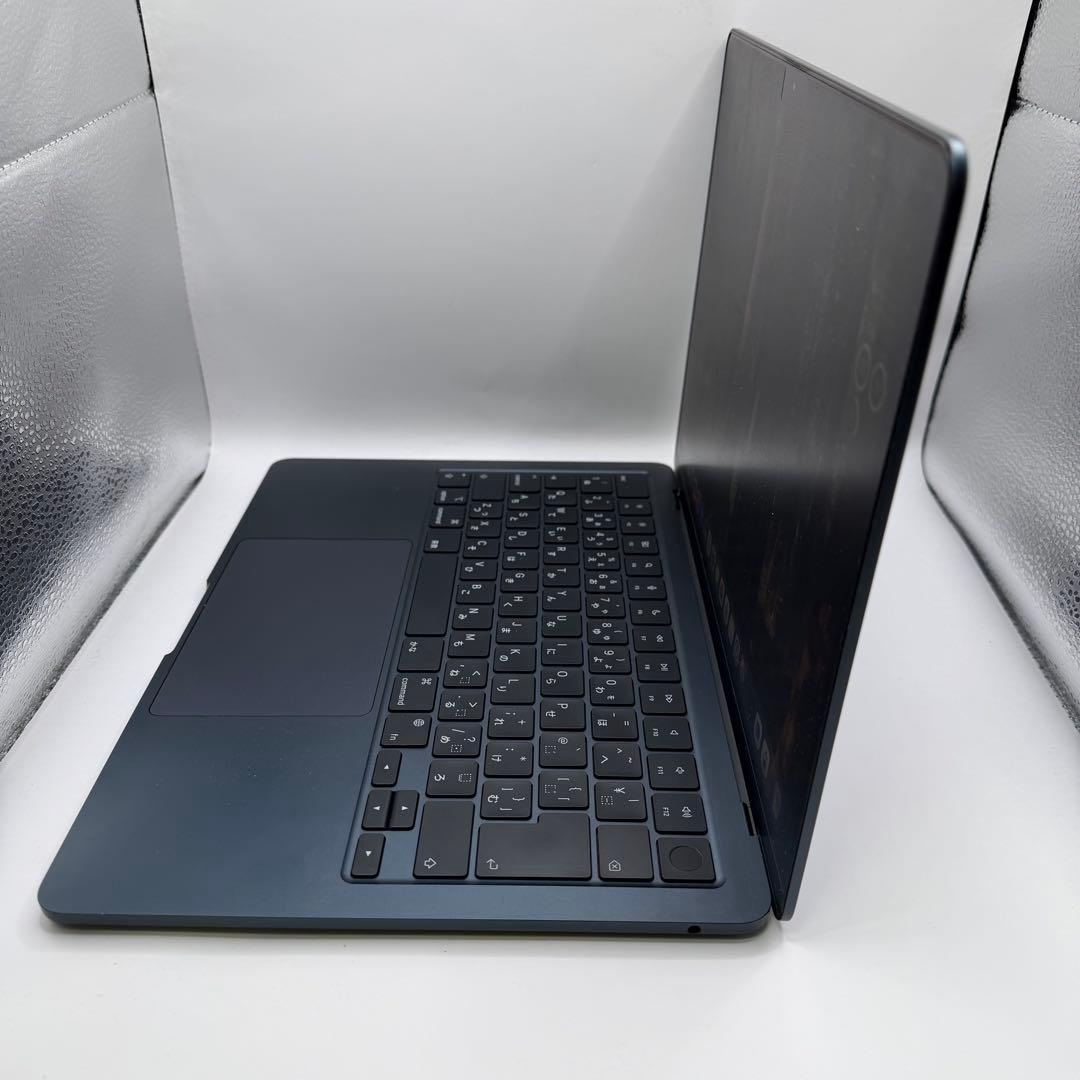 Apple MacBook Air M3 8GB 256GB ミッドナイト