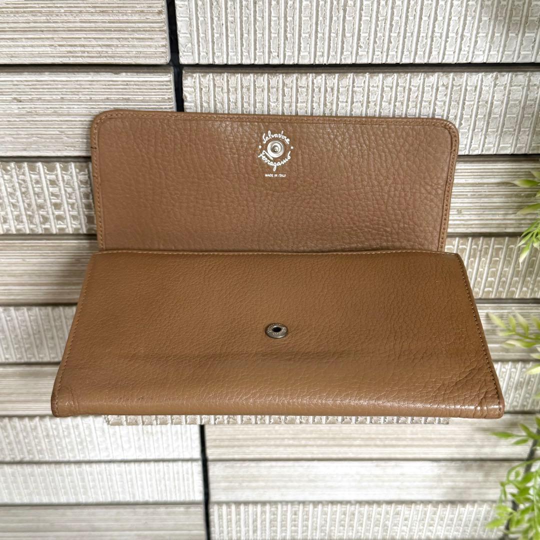 【高級】 サルヴァトーレ フェラガモ レザー 長財布 ブラウン ガンチーニ 金具