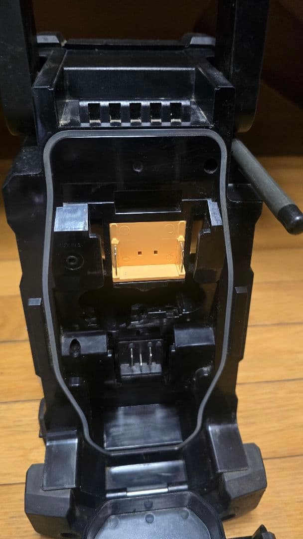 Z*1様 Makita Bluetooth ポータブルラジオ