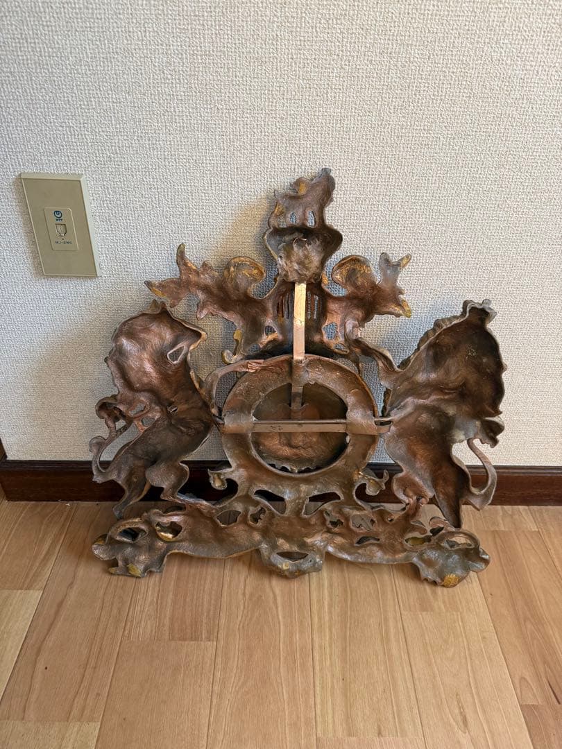 アンティーク　エンブレム　英国風