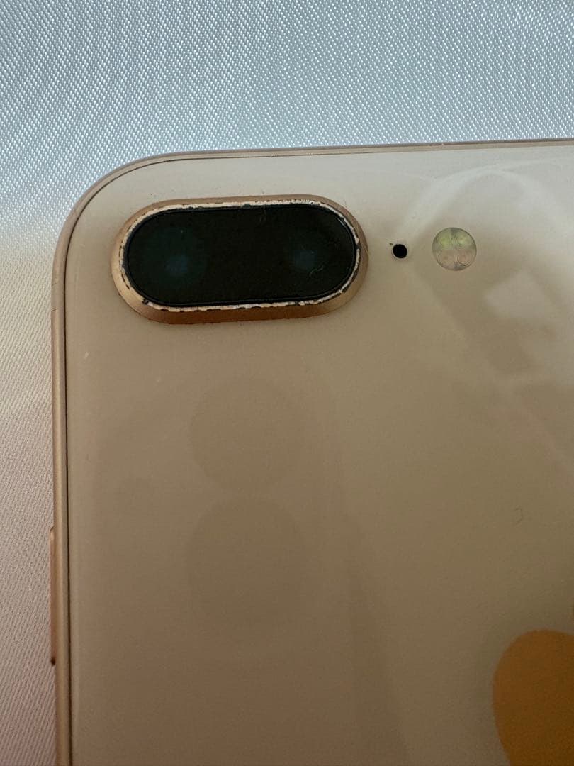 iPhone8plus 64GB ゴールド SIMロック解除済