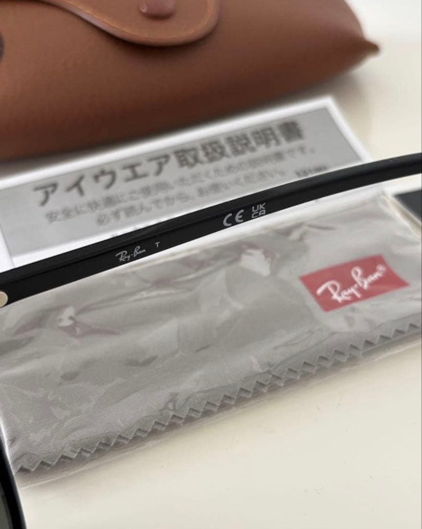 ニ*ン様 Ray-Ban Elliot レイバン