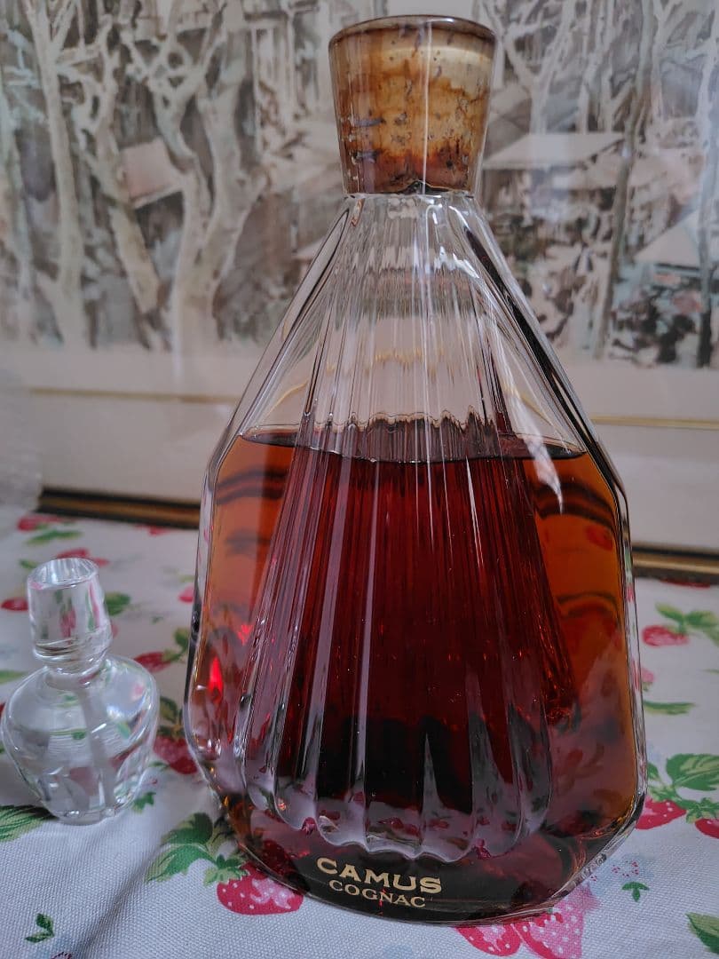 [未開栓] カミュ CAMUS マルキーズ バカラ 700ml ブランデー