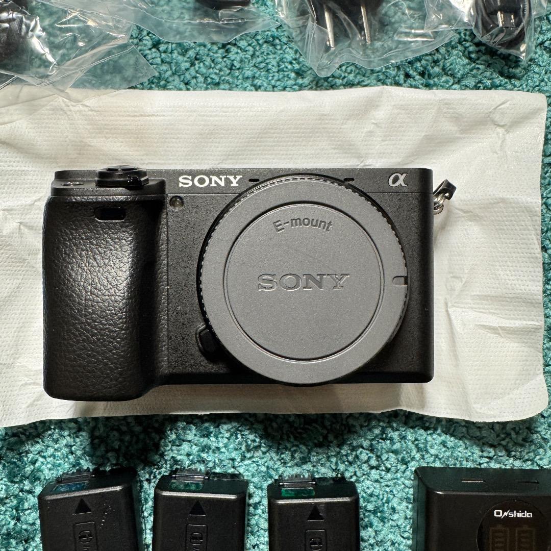 SONY α6400 ソニー　レンズ多数　バッテリー３個セット　美品