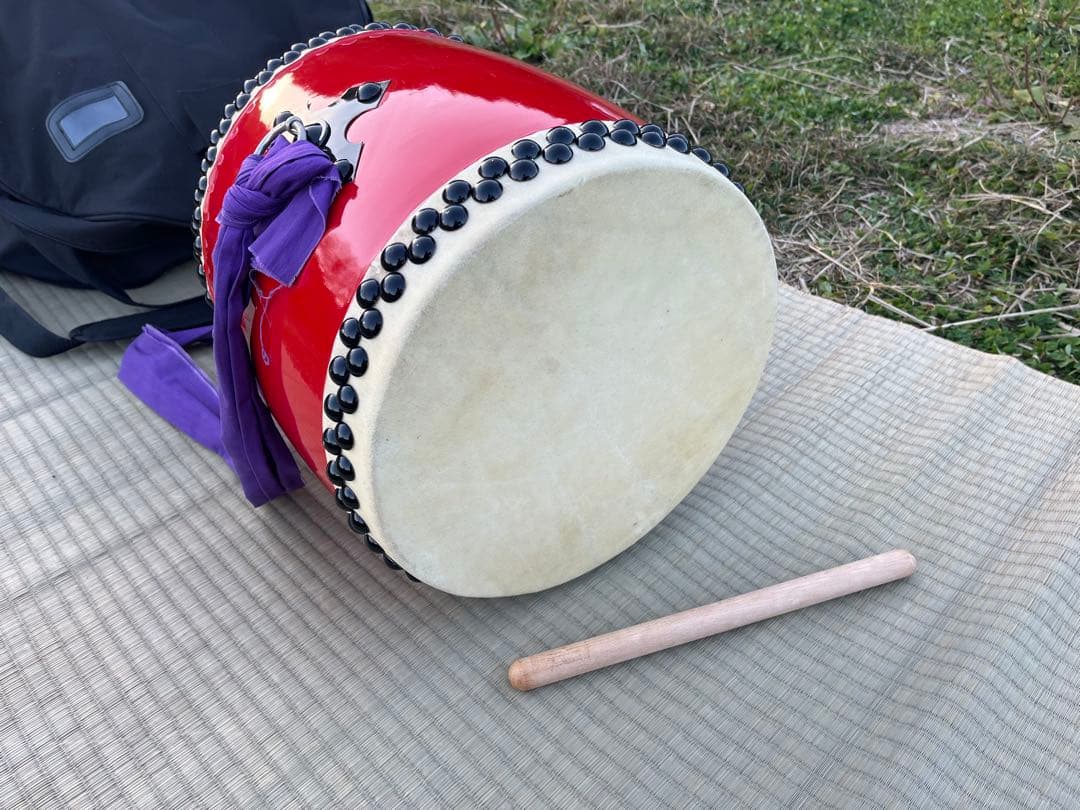 エイサー太鼓 大太鼓 本皮張り30cm ケース付き 中古美品