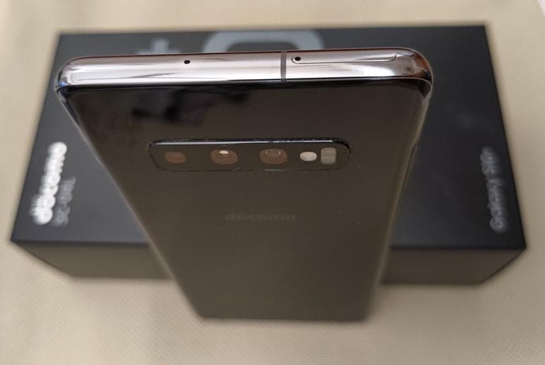 Galaxy S10+ SC-04L SIMロック解除（Budsおまけ）