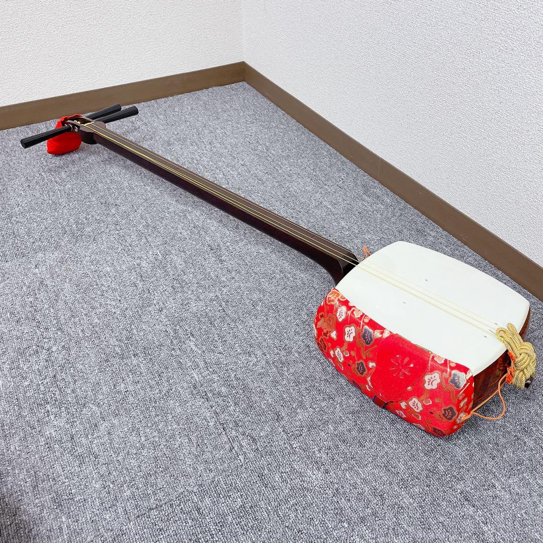 三味線 中棹 紅木 一本溝 犬皮 子持ち綾杉彫り 和楽器