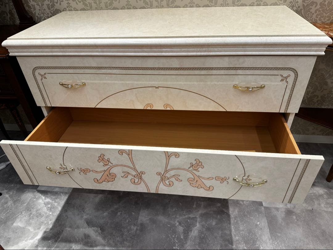 サルタレッリ フローレンス ワイドチェスト アイボリー