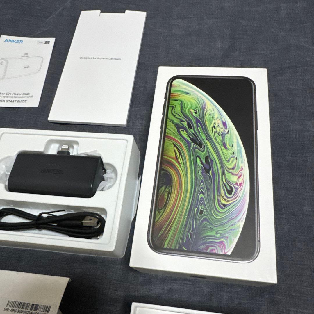 Apple iPhone Xs スペースグレイ 64G SIMフリー まとめ売り