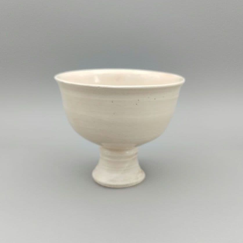 林原美術館旧蔵遼時代コレクション 白磁馬上杯
