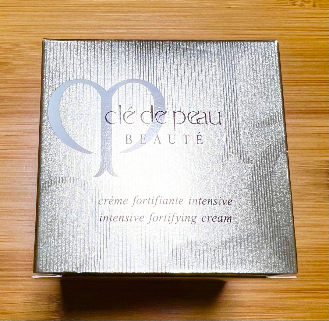 クレドポーボーテ クレームアンタンシヴ　クリーム状乳液　夜用　新品