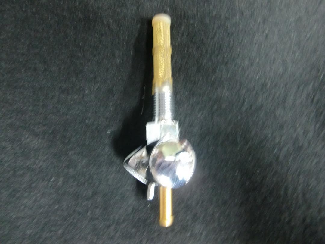 0705-0200　ペットコック1/4インチ　ストレート