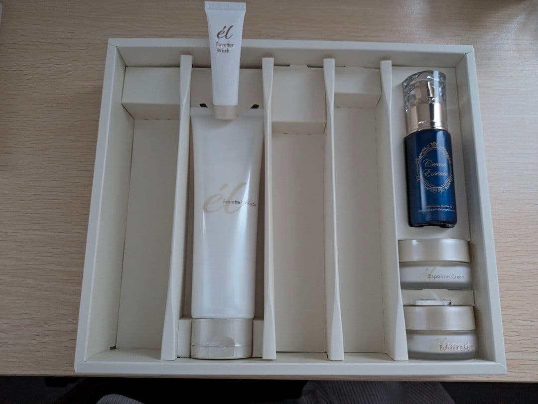 ジュビラン　エルシリーズ　洗顔　クリーム　未使用自宅保管