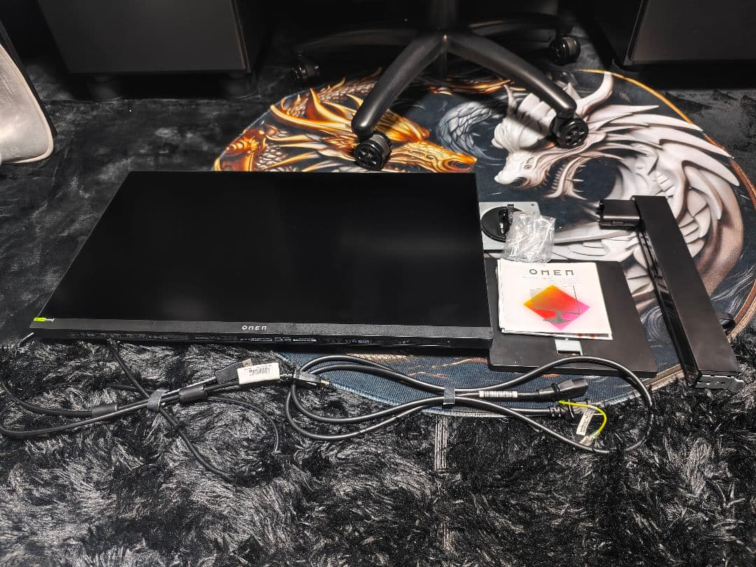 限定価格　HP OMEN 27qs 240Hz QHD ゲーミングディスプレイ