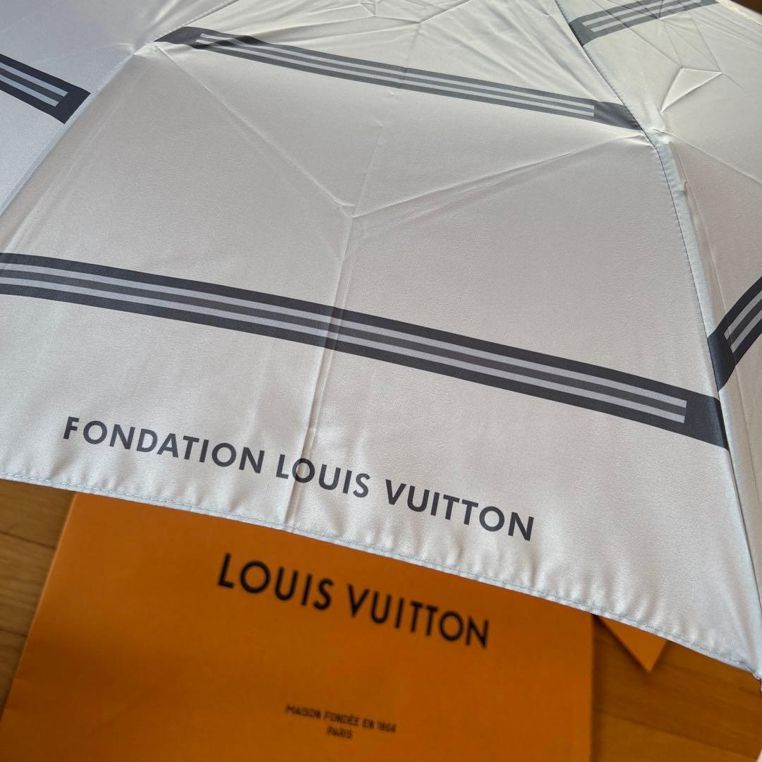 ★新品未使用FONDATION LOUIS VUITTON★ 折りたたみ傘
