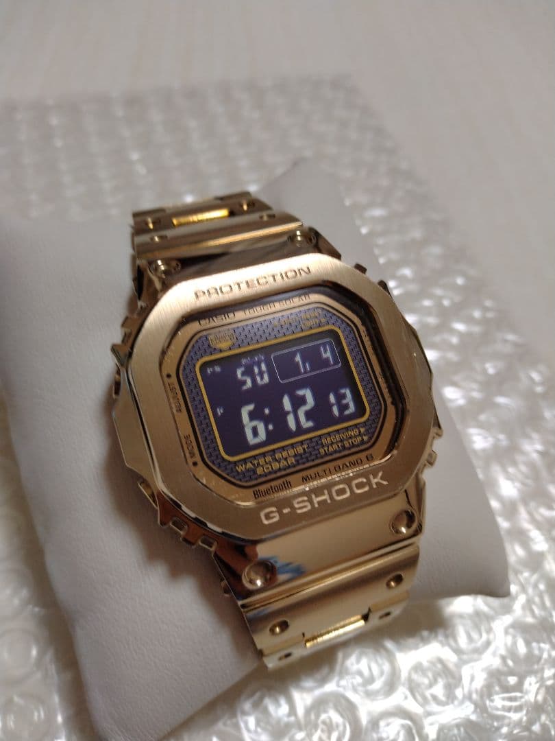 （64）【未使用に近い、極美品】G-SHOCK　GMW-B5000 ゴールド