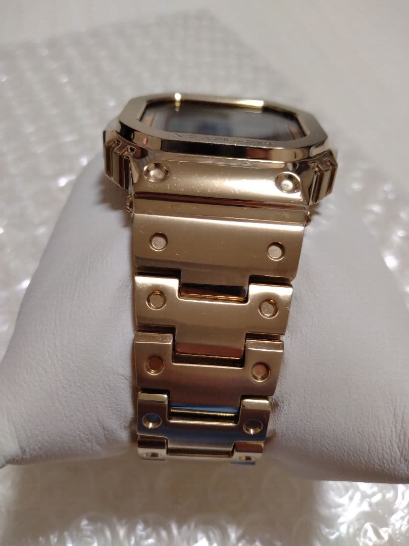 （64）【未使用に近い、極美品】G-SHOCK　GMW-B5000 ゴールド