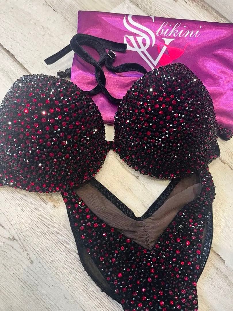 まゆみ　JBBFボディフィットネス　ウェルネス　コンテストビキニ