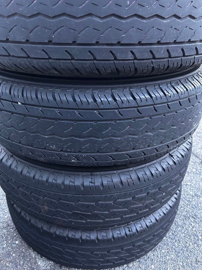 た*る様 送料込　キャラバン　プロスタイル　純正ホイール　2021年製　195/