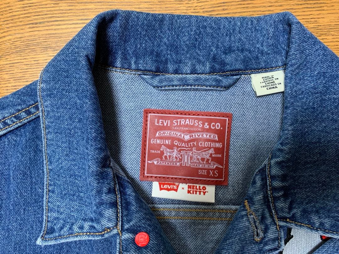 ハローキティー　リーバイス　コラボ　Ｇジャン