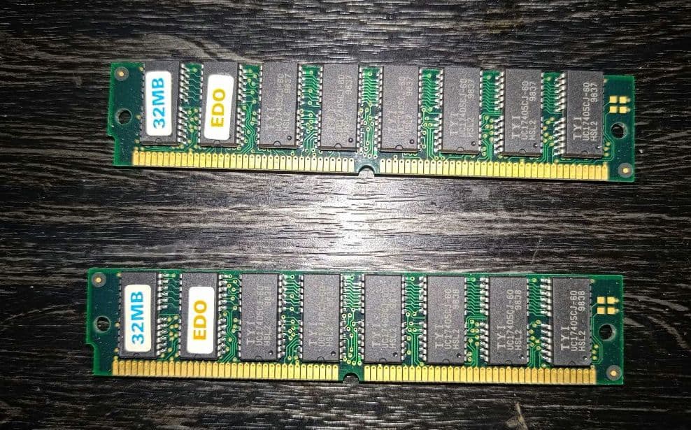 32MB ECC SDRAM メモリー