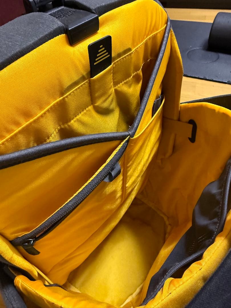 THE NORTH FACEハードタイプ バッグパックPC収納 希少品