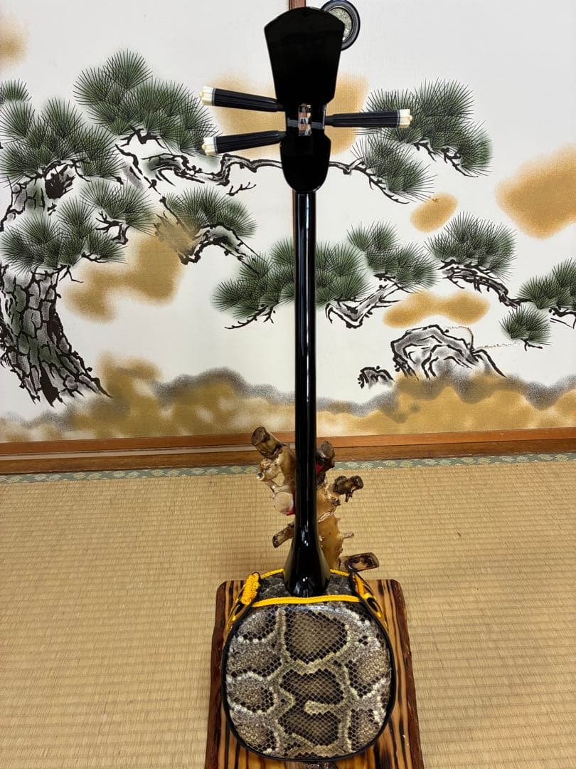 沖縄三線！貴重！知念大工型！本蛇皮！本張り！【一枚張り】⑦⓬