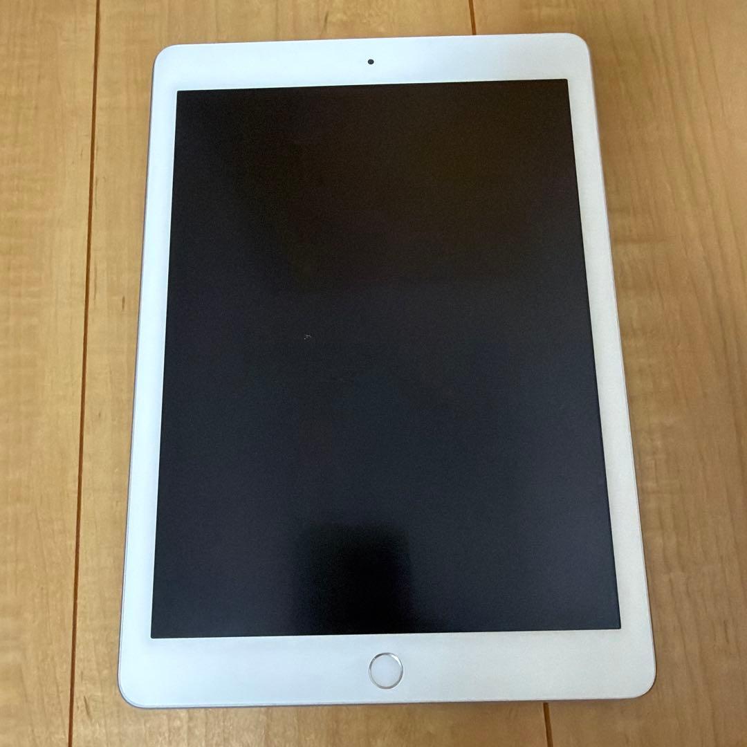 iPad 2018 第6世代 WiFi Cellularモデル 32GB