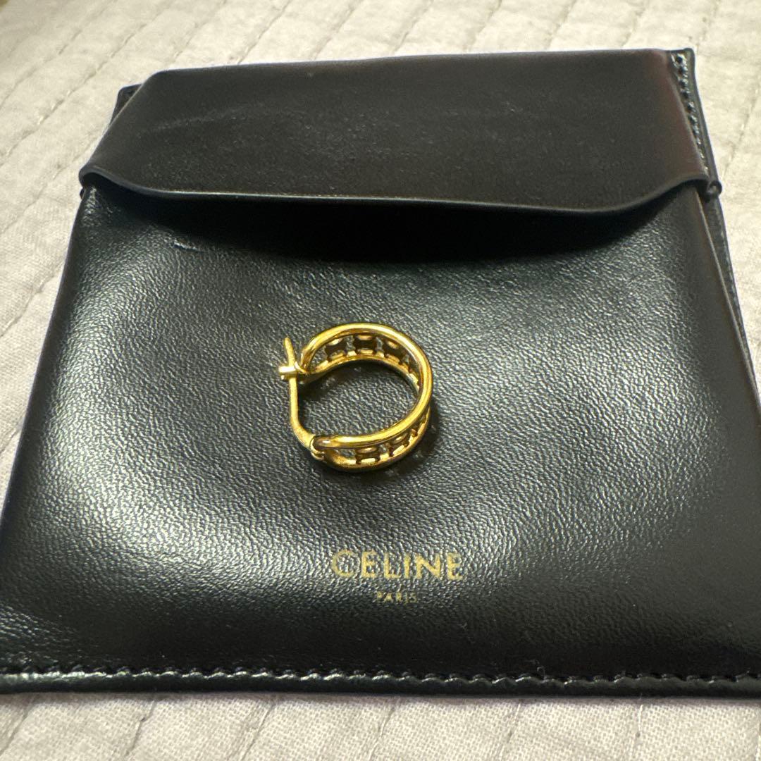 CELINE トリオンフ マルチフープピアス片耳