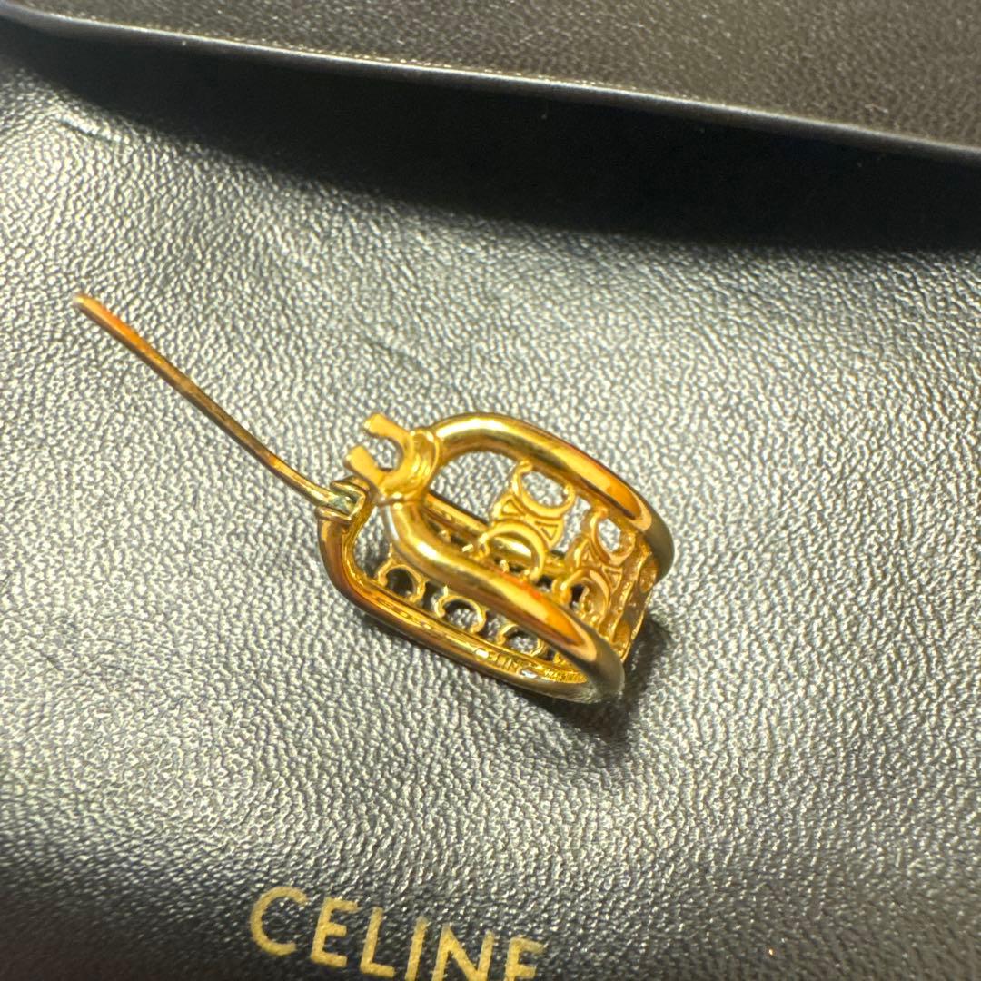 CELINE トリオンフ マルチフープピアス片耳