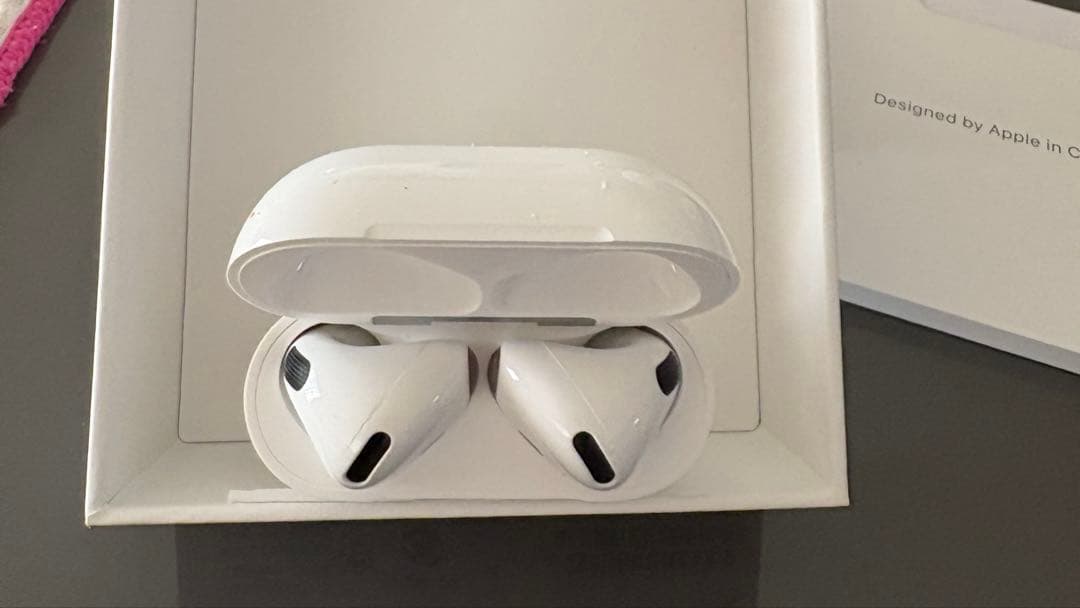 イヤホン AirPods (4