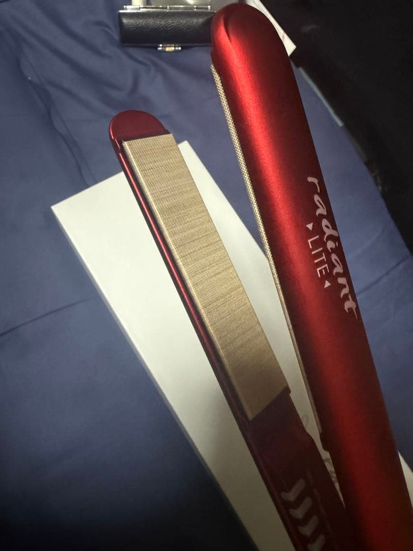 radiant liteストレートヘアアイロン レッド ラディアント