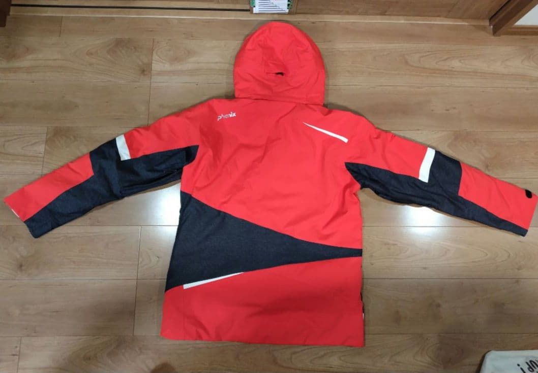 phenixフェニックス⭐メンズ　スキーウェア　上のみ　Lサイズ 非売品色