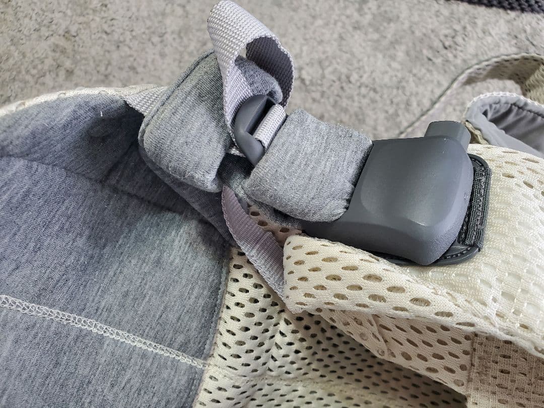 BABYBJÖRN ベビービョルン ハーモニー メッシュクリーム