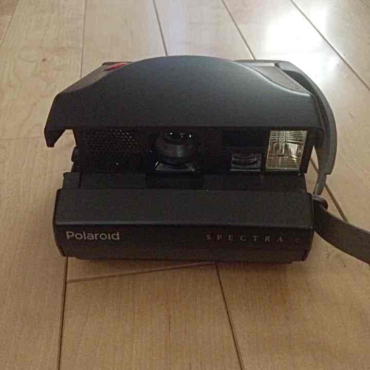 ポラロイドカメラ