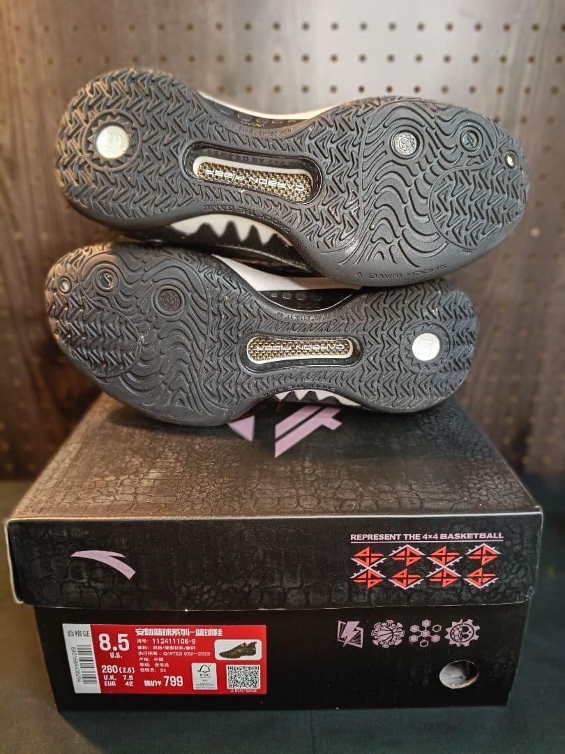 シューズ(男性用) ANTA Shockwave 5 V2 US:8.5