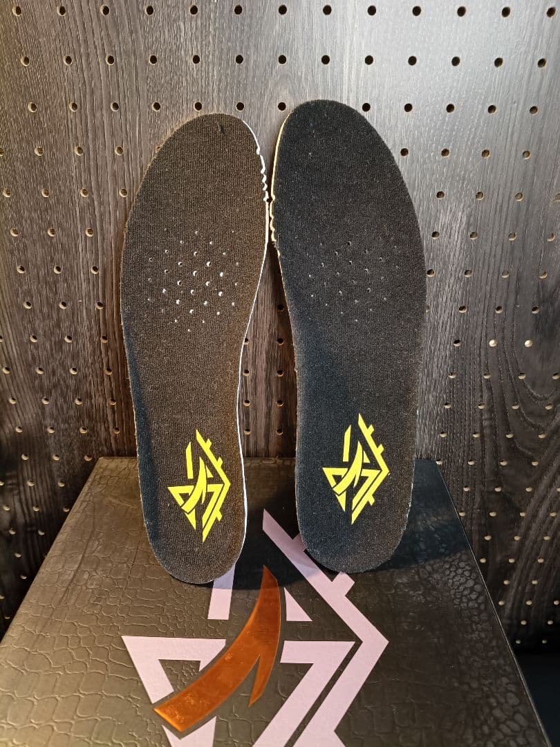 シューズ(男性用) ANTA Shockwave 5 V2 US:8.5