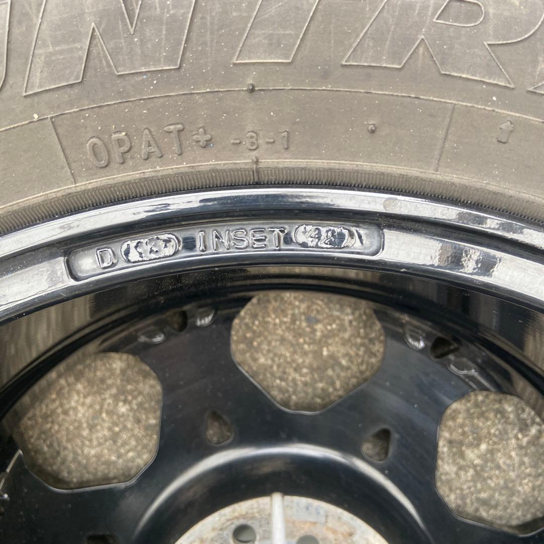 デリカd5 215/70 R16 タイヤホイールセット