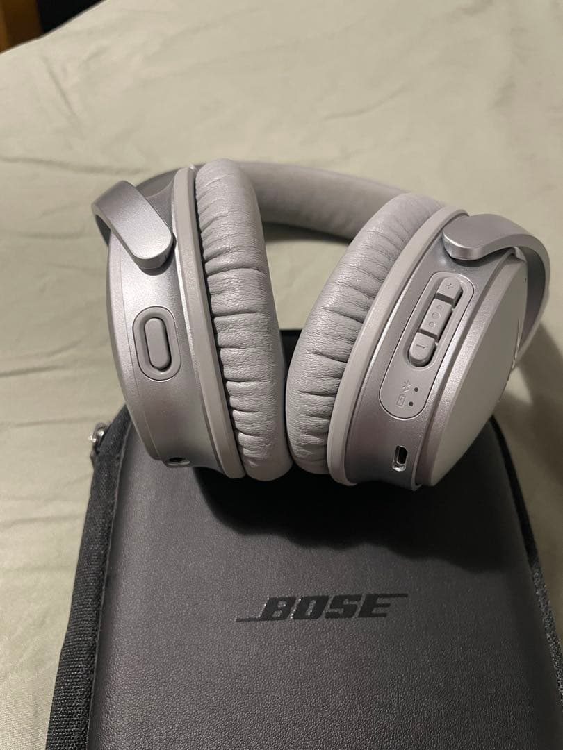 廃盤　BOSE QUIETCOMFORT35 II シルバー ボーズ　完品