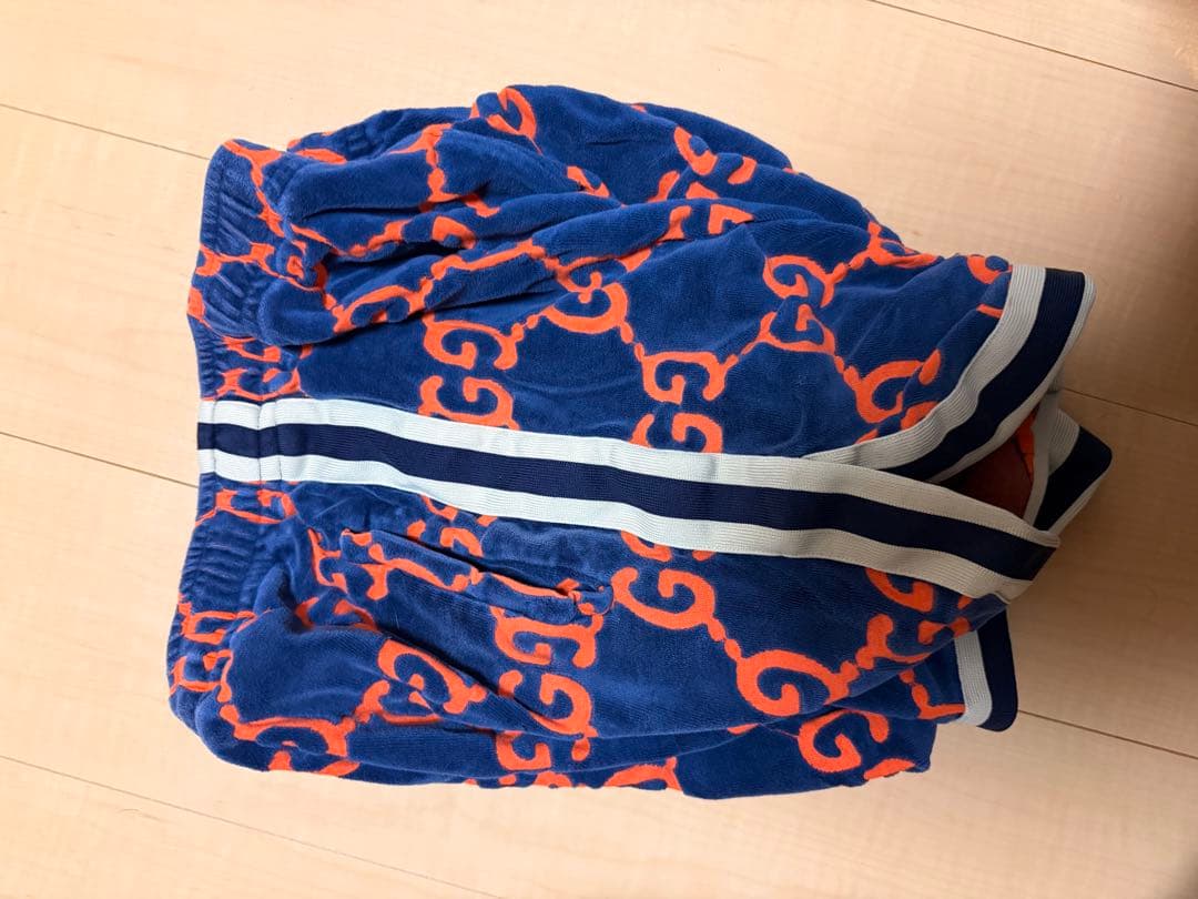 ま*ん様 GUCCI GGロゴ ショートパンツ ネイビー/オレンジ