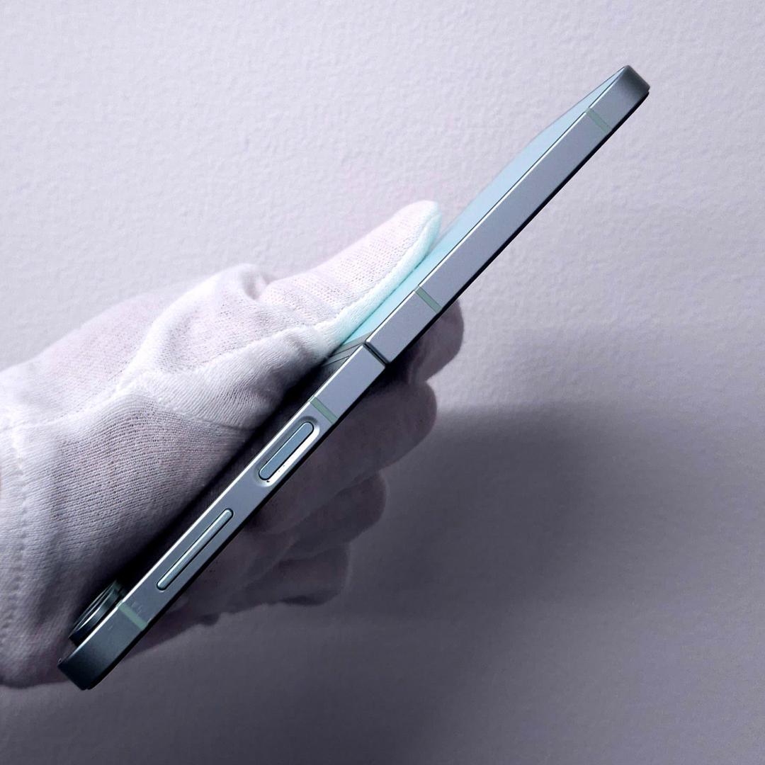 Galaxy Z FLIP6 256GB ミント SIMフリー【A級】