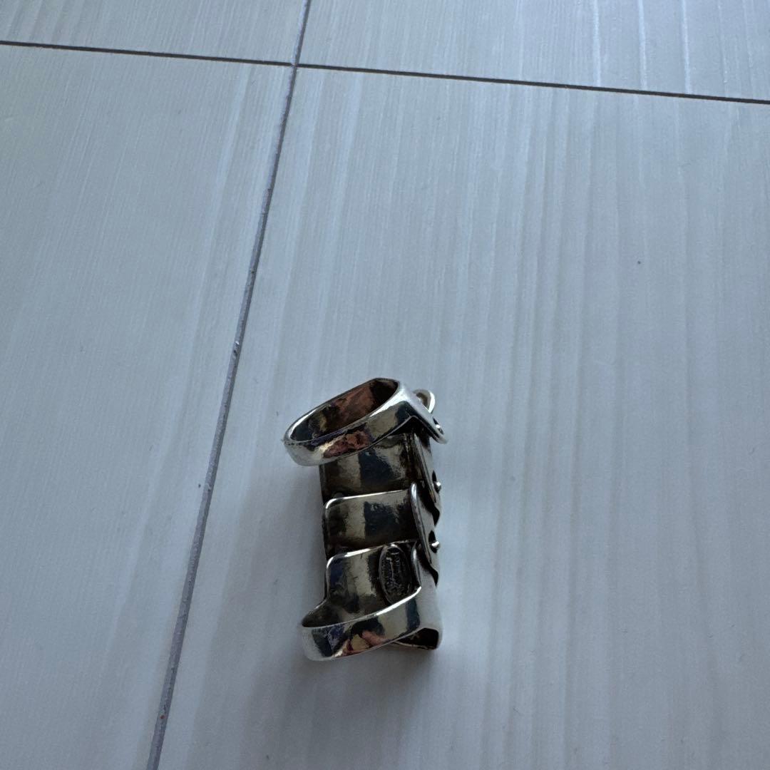 ヴィヴィアンウェストウッド　アーマーリング