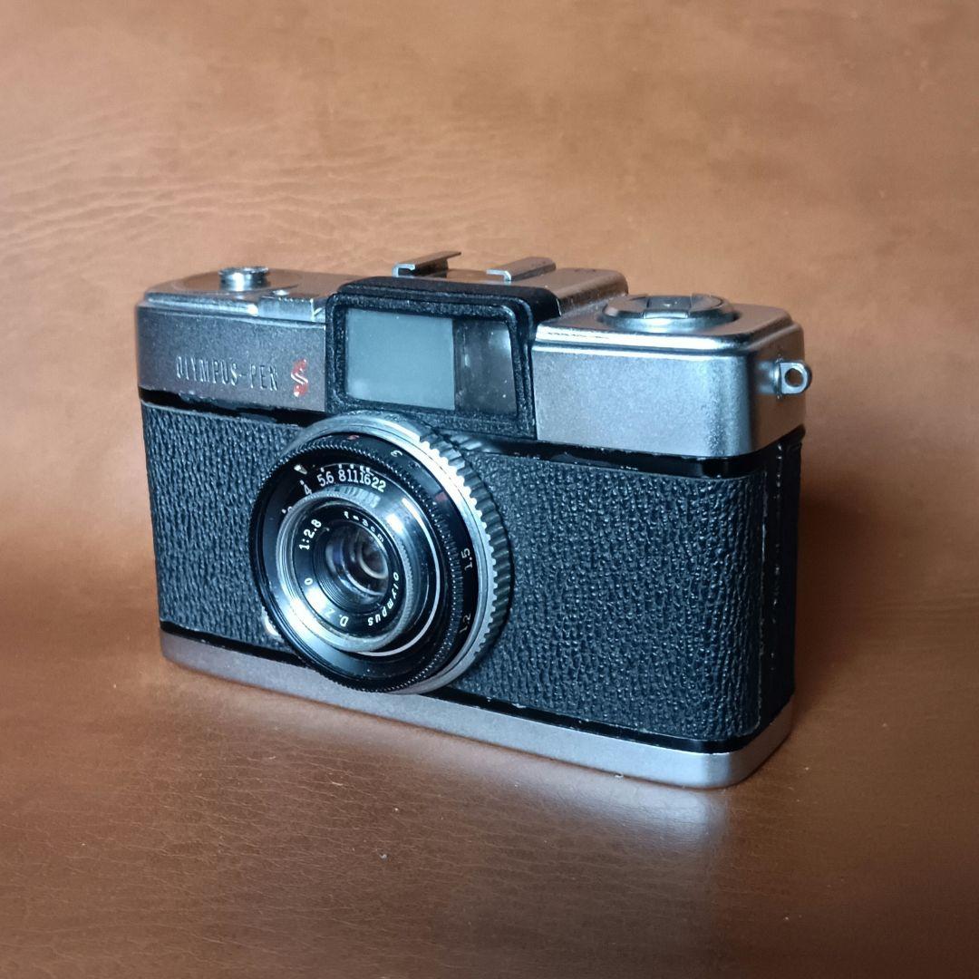 フィルムカメラ（整備、完動品）オリンパスペンS2.8