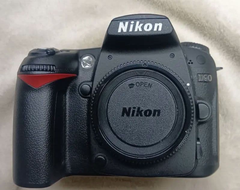 良品 Nikon D90 ボディ