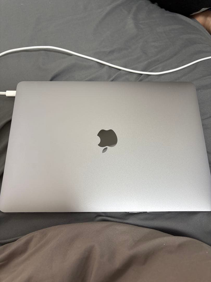 Apple MacBook Air スペースグレイ
