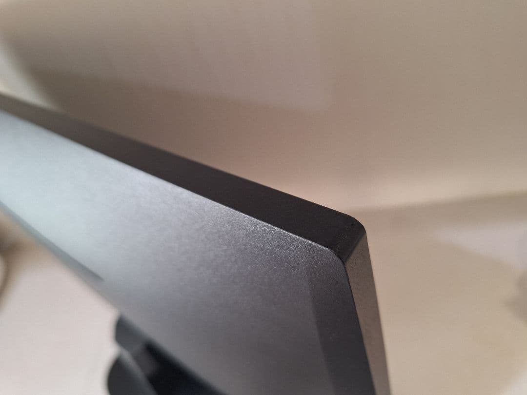 PHILIPS 273V7Q　27インチモニター　内蔵スピーカーあり　ps4対応