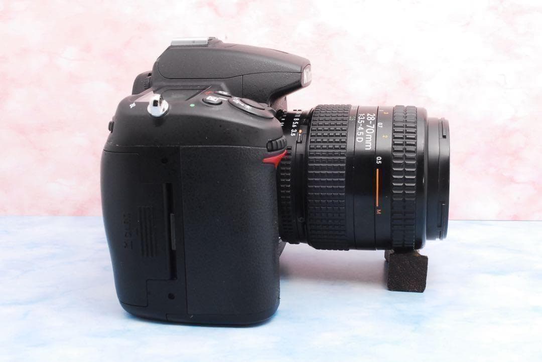 ニコン D7000◎一眼レフカメラ◎高速連写◎デビュー向け◎根強い人気機種！