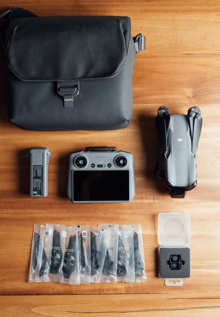 DJI Air 3 / *DJI RC-N3送信機 説明をお読みください