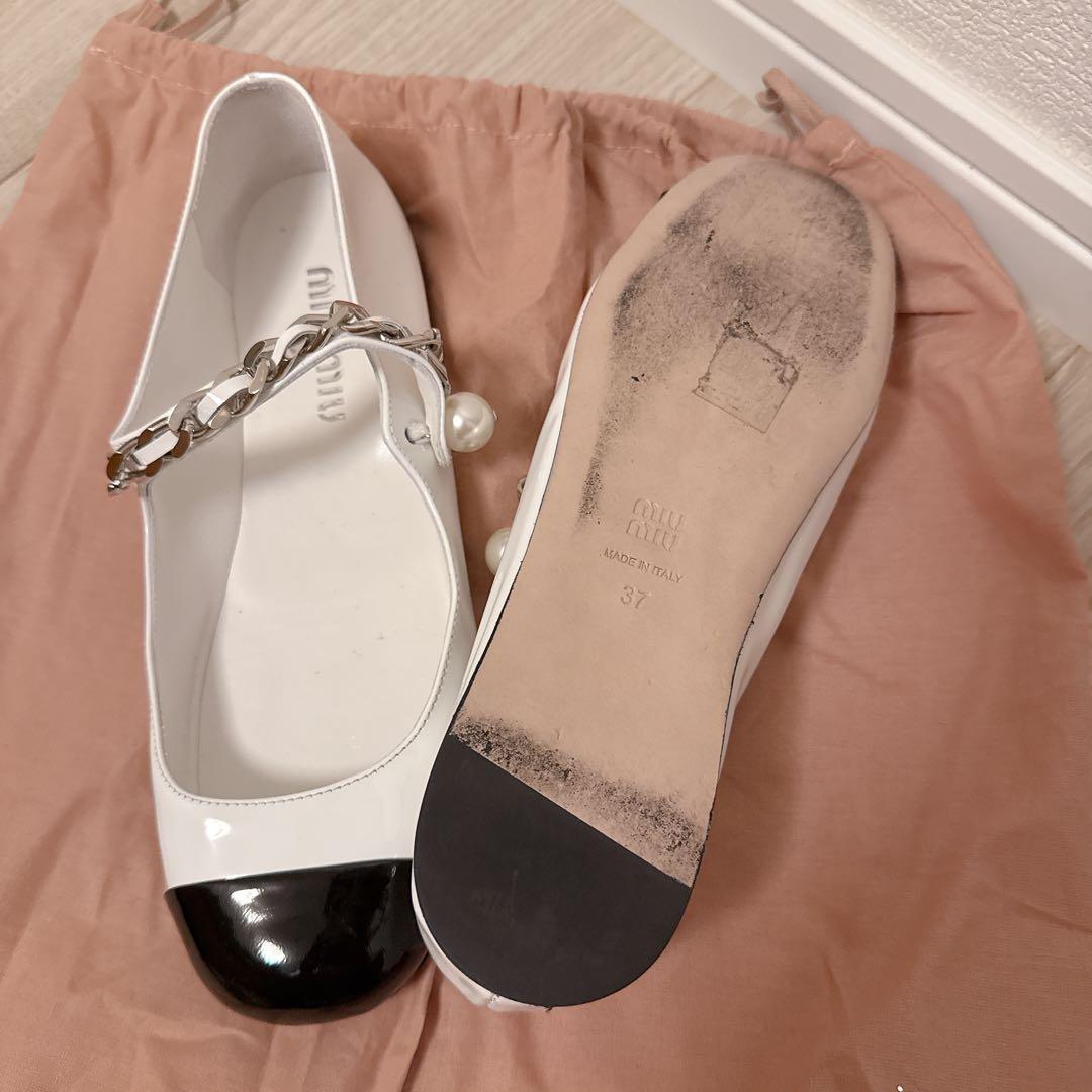 MIU MIU バレエシューズ 37 ホワイト/ブラック